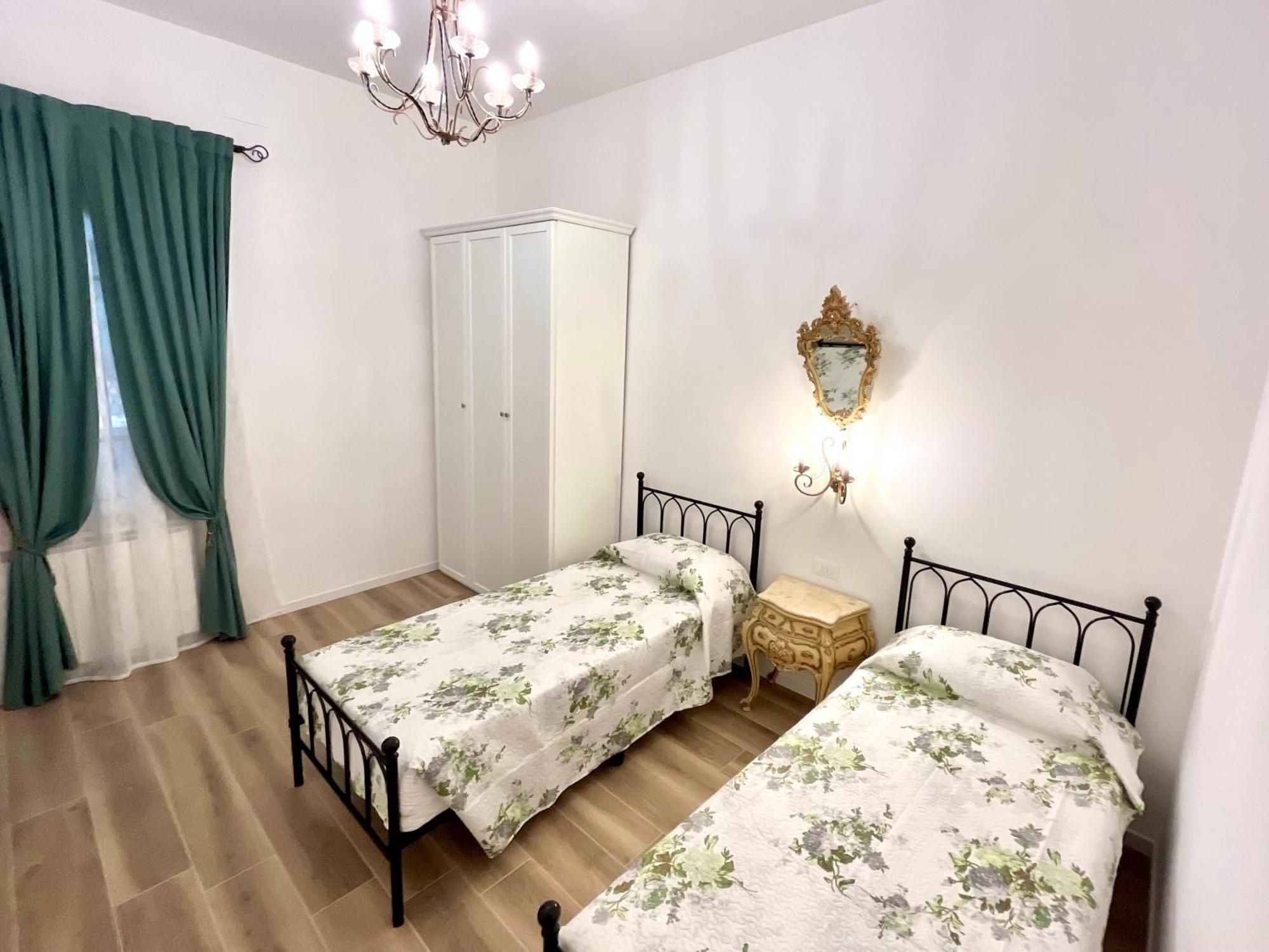 Airoldi Palace Apartment Chioggia Buitenkant foto